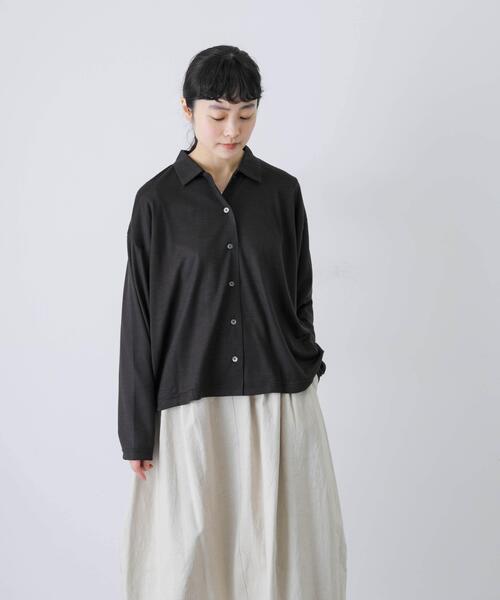 かぐれ（カグレ）の「ウォッシャブルウールカットシャツ（シャツ/ブラウス・レディース・スミクロ/ベージュ系その他/ブラウン・FREE）」の13枚目の写真