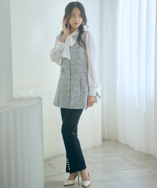 marun（マルン）の「＜大きいサイズ＞シフォンジョーゼットフリルブラウス marun（シャツ/ブラウス・レディース・サックスブルー/オフホワイト・L/LL/3L/4L/5L）」の12枚目の写真