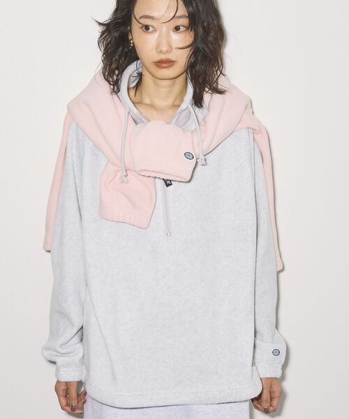 AMERICAN HOLIC（アメリカンホリック）の「Discus フリースハーフジッププルオーバー（ブルゾン・レディース・ブラック/ホワイト系その他/ピンク・FREE）」の2枚目の写真