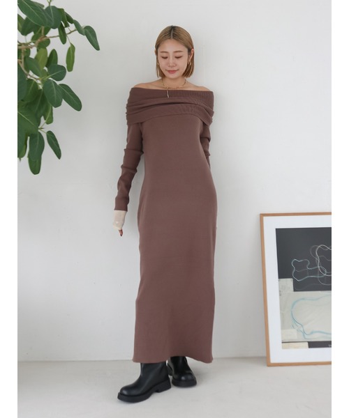 Ungrid（アングリッド）の「オフショルニットワンピース（ワンピース・レディース・グリーン/ブラウン/ブラック・FREE）」の10枚目の写真