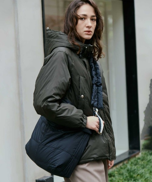 beautiful people（ビューティフルピープル）の「【beautiful people×THE TOKYO/ビューティフルピープル×ザトウキョウ】別注 shoulder bag/ショルダーバッグ/ナイロンバッグ/ヘルメットバッグ/巾着バッグ（ショルダーバッグ・レディース・ブラック/カーキ/グレー・FREE）」の13枚目の写真