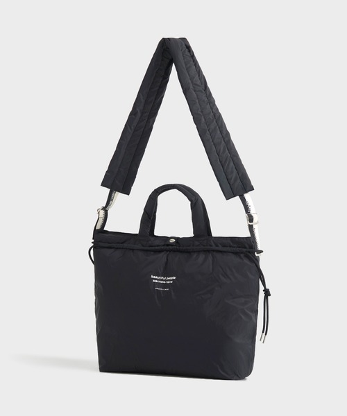 beautiful people（ビューティフルピープル）の「【beautiful people×THE TOKYO/ビューティフルピープル×ザトウキョウ】別注 shoulder bag/ショルダーバッグ/ナイロンバッグ/ヘルメットバッグ/巾着バッグ（ショルダーバッグ・レディース・ブラック/カーキ/グレー・FREE）」の12枚目の写真