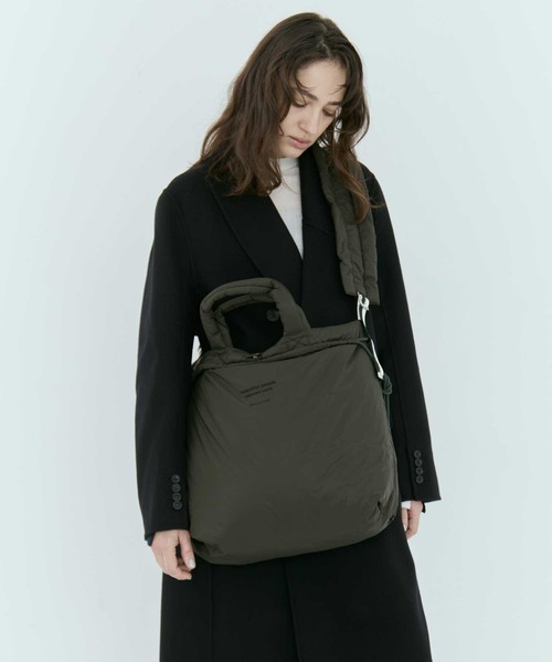 beautiful people(ビューティフルピープル)の「【beautiful people×THE TOKYO/ビューティフルピープル×ザトウキョウ】別注 shoulder bag/ショルダーバッグ/ナイロンバッグ/ヘルメットバッグ/巾着バッグ(ショルダーバッグ・レディース・ブラック/カーキ/グレー・FREE)」の14枚目の写真