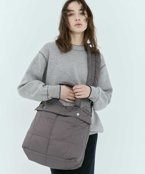 beautiful people(ビューティフルピープル)の「【beautiful people×THE TOKYO/ビューティフルピープル×ザトウキョウ】別注 shoulder bag/ショルダーバッグ/ナイロンバッグ/ヘルメットバッグ/巾着バッグ(ショルダーバッグ・レディース・ブラック/カーキ/グレー・FREE)」の15枚目の写真