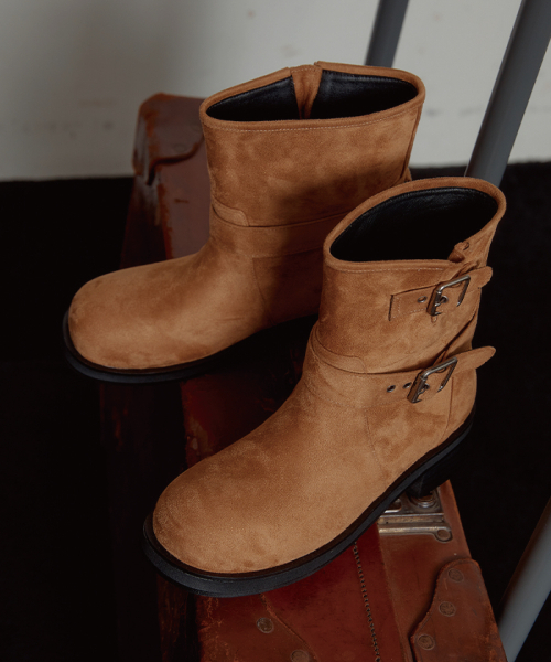 ANOETIC(アノエティック)の「ANC DOUBLE BUCKLE BOOTS_BROWN(ブーツ・レディース・その他・23cm/23.5cm/24cm/24.5cm/25cm)」の2枚目の写真
