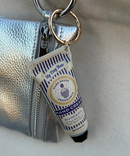 BIRTHDAY BAR(バースデイバー)の「HAND MATE HAND CREAM(ハンドケア/ハンドクリーム・レディース・レッド/ネイビー・0)」の1枚目の写真