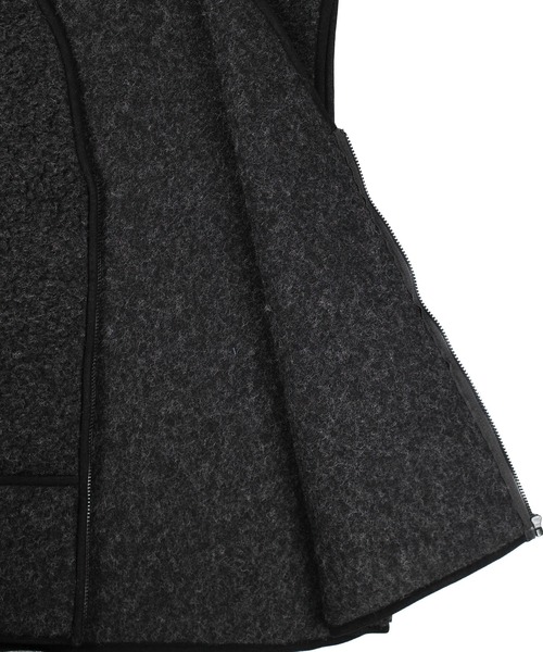 COLD BREAKER（コールドブレーカー）の「【COLD BREAKER/コールドブレーカー】V NECK ZIP VEST（その他アウター・メンズ・ベージュ/ブラック・LARGE/MEDIUM）」の8枚目の写真