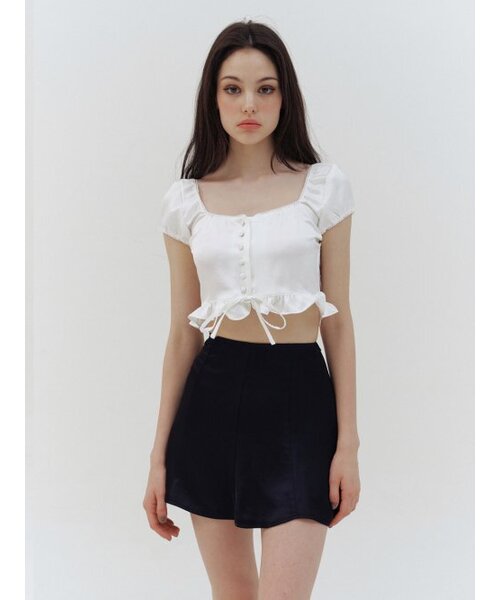 KINDABABY（カインダベイビー）の「Black Satin Line Mini Skirt（スカート・レディース・その他・SMALL/MEDIUM）」の2枚目の写真