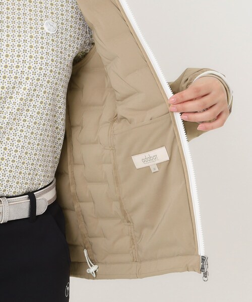 adabat（アダバット）の「2重織タフタダウンジャケット（ダウンジャケット/コート・レディース・ブラック/サンドベージュ・40/38）」の8枚目の写真