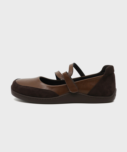 FOGGY MOODY(ポギムディ)の「Bitter 0002. Rubber Sole Curved Velcro - 3colors(バレエシューズ・レディース・ブラック/ブラウン/シルバー・23cm/23.5cm/24cm/24.5cm/25cm/22.5cm)」の5枚目の写真