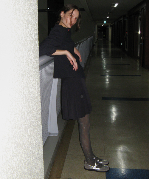 FOGGY MOODY(ポギムディ)の「Bitter 0002. Rubber Sole Curved Velcro - 3colors(バレエシューズ・レディース・ブラック/ブラウン/シルバー・23cm/23.5cm/24cm/24.5cm/25cm/22.5cm)」の9枚目の写真