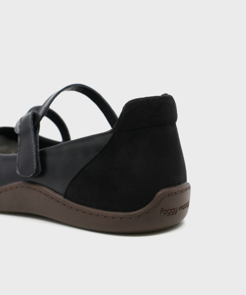 FOGGY MOODY(ポギムディ)の「Bitter 0002. Rubber Sole Curved Velcro - 3colors(バレエシューズ・レディース・ブラック/ブラウン/シルバー・23cm/23.5cm/24cm/24.5cm/25cm/22.5cm)」の19枚目の写真