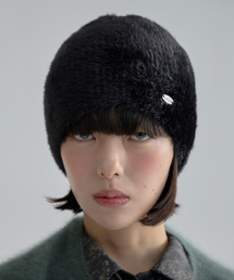 MOIREMOA（モアレモア）の「Fluffy Knit Beanie-black（ニットキャップ/ビーニー）」