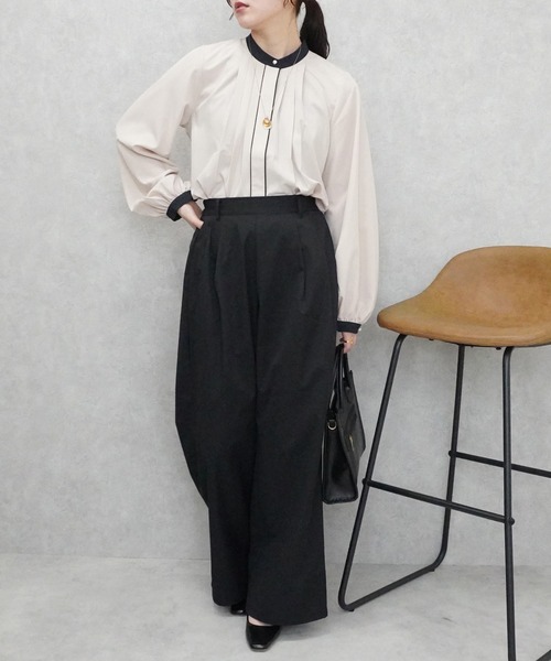 SELECT LEVERY(セレクトリベリー)の「接触冷感 イージーケアツイルツータックパンツ(その他パンツ・レディース・アイボリー/ブラック/ベージュ/チャコール・MEDIUM)」の15枚目の写真