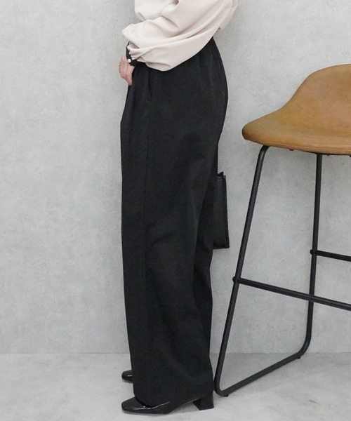 SELECT LEVERY(セレクトリベリー)の「接触冷感 イージーケアツイルツータックパンツ(その他パンツ・レディース・アイボリー/ブラック/ベージュ/チャコール・MEDIUM)」の18枚目の写真