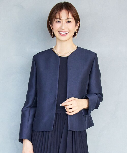 自由区(ジユウク)の「ライトダブルクロス ジャケット(ノーカラージャケット・レディース・グレー系/ネイビー系・44/46)」の2枚目の写真
