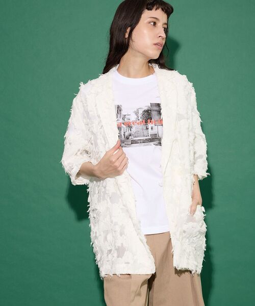 GARAGE OF GOOD CLOTHING（ガレージオブグッドクロージング）の「ジャガード半袖ジャケット（テーラードジャケット・レディース・ホワイト/ブラック・FREE）」の3枚目の写真