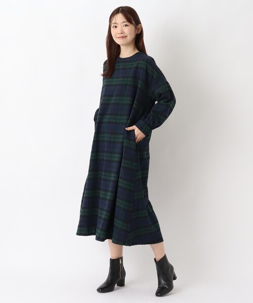 one'sterrace(ワンズテラス)の「ネルAラインワンピース(ワンピース・レディース・グリーン系その他6/ブラック系8・02)」の15枚目の写真