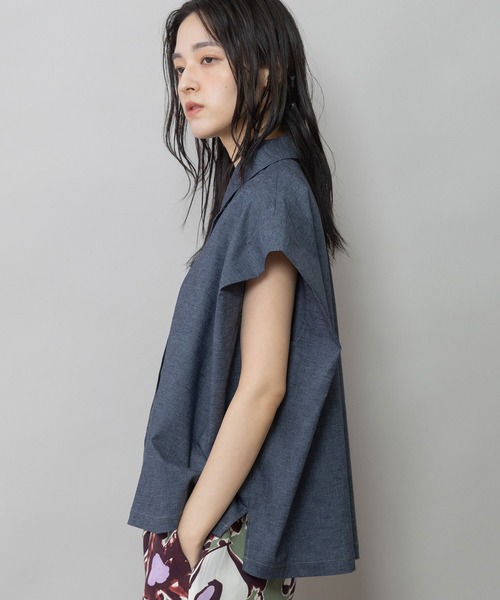 Munich(ミューニック)の「【UVカット】【接触冷感】ヘンプシャンブレータックスリーブシャツ(シャツ/ブラウス・レディース・ブラック/モカ/ネイビー・FREE)」の5枚目の写真