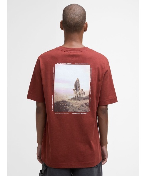 Barbour(バブアー)の「Parkend グラフィック Tシャツ(Tシャツ/カットソー・メンズ・ブラウン/レッド/ホワイト/ブラック・MEDIUM/SMALL/LARGE)」の5枚目の写真