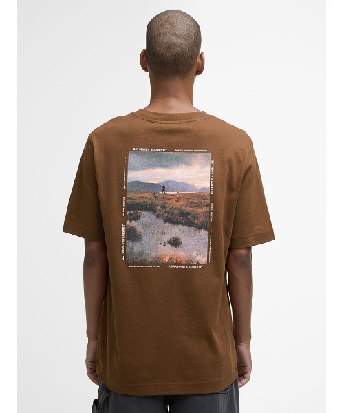 Barbour(バブアー)の「Parkend グラフィック Tシャツ(Tシャツ/カットソー・メンズ・ブラウン/レッド/ホワイト/ブラック・MEDIUM/SMALL/LARGE)」の10枚目の写真