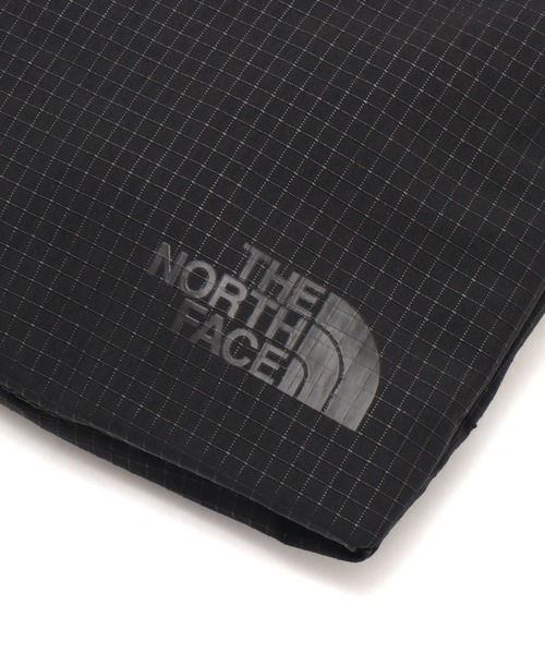 THE NORTH FACE（ザノースフェイス）の「THE NORTH FACE Rafter Shoulder Pouch S SP / ザ ノース フェイス ラフター ショルダー ポーチ S SP（ボディバッグ/ウエストポーチ・メンズ・ブラック・FREE）」の2枚目の写真