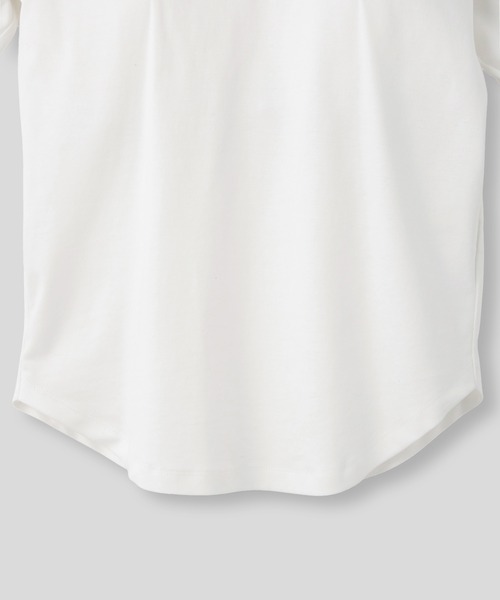 KINO THE KEI(キノザケイ)の「カップ付き スクープネック プルオーバー KINO THE KEI(Tシャツ/カットソー・レディース・ホワイト/ブラック/ネイビー・フリー)」の6枚目の写真