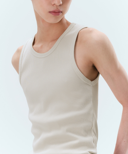 MUSINSA STANDARD（ムシンサスタンダード）の「エッセンシャルタンクトップ [ダスティクリーム]（Tシャツ/カットソー・メンズ・その他・SMALL/MEDIUM/LARGE/X-LARGE/XX-LARGE/XXX-LARGE）」の12枚目の写真