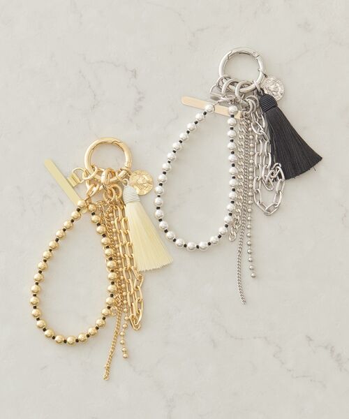 AMERICAN HOLIC(アメリカンホリック)の「タッセルマルチチャームストラップ(チャーム・レディース・ゴールド/シルバー・FREE)」の13枚目の写真