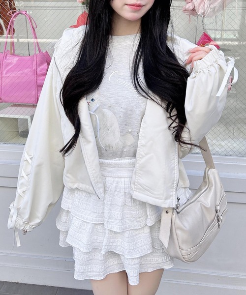 INGNI（イング）の「袖レースアップクロップド丈マウンテンパーカー（マウンテンパーカー・レディース・ピンク/ブラック/アイボリー・M）」の2枚目の写真