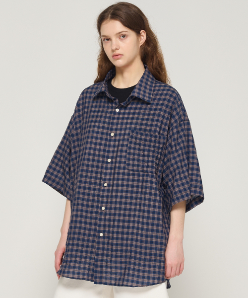 CARGOBROS FOR WOMAN(カーゴブロスフォーウィメン)の「アメリカンチェックオーバーサイズ半袖シャツ(ネイビー)(シャツ/ブラウス・レディース・その他・FREE)」の3枚目の写真