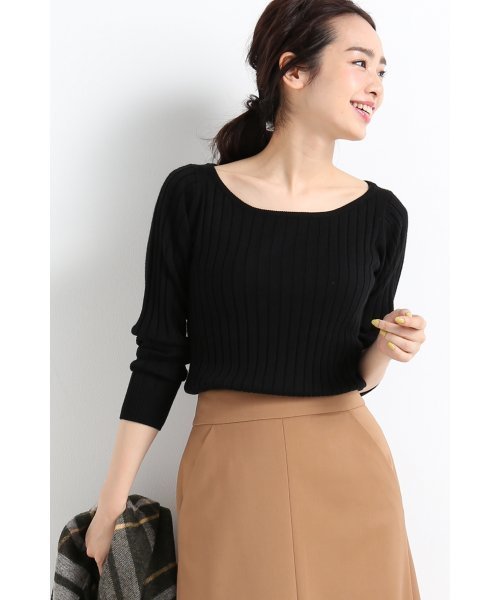 SLOBE IENA(スローブイエナ)の「ワイドリブクルーネックニットプルオーバー◆(ニット/セーター・レディース・チャコールグレー/ベージュ/ブラック/ピンク・FREE)」の2枚目の写真