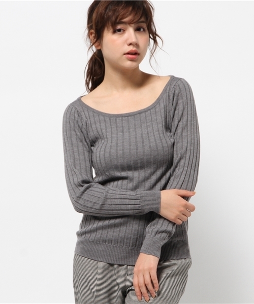 SLOBE IENA(スローブイエナ)の「ワイドリブクルーネックニットプルオーバー◆(ニット/セーター・レディース・チャコールグレー/ベージュ/ブラック/ピンク・FREE)」の14枚目の写真