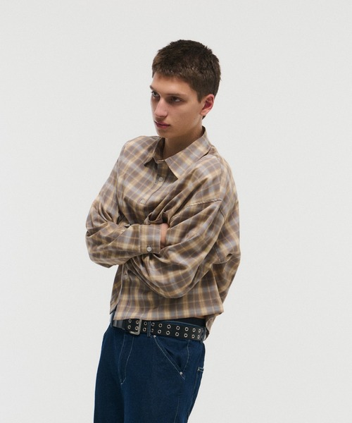 ILL'S(イルズ)の「SHORT-BODY LONG-SLEEVED CHECKED SHIRT / ショート丈長袖チェックシャツ ボックスシルエット オンブレチェック メンズ レディース ユニセックス(シャツ/ブラウス・メンズ・ブラック/レッド/イエロー/ネイビー・M/L)」の17枚目の写真
