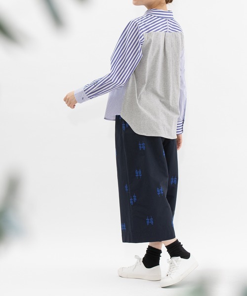 nop de nod(ノップドゥノッド)の「misc Ronde後ろ天竺シャツ(シャツ/ブラウス・レディース・ブラック/ブルー/オフホワイト・3)」の5枚目の写真