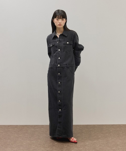 ADAM ET ROPE'（アダムエロペ）の「ベンツスリットデニムワンピース（ワンピース・レディース・ブラック/ブルー・38/36）」の18枚目の写真