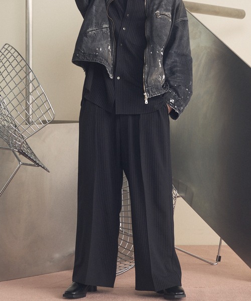 UNISEX》Frieren StripePrime-Wide Two-tuck Trousers/フリーレン