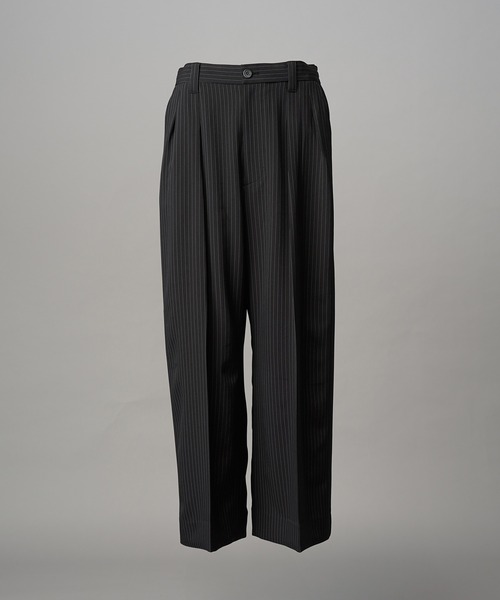 フリーレンストライププライムワイド2タックスラックス　メゾンスペシャル UNISEX》Frieren StripePrime-Wide Two-tuck Trousers/フリーレン