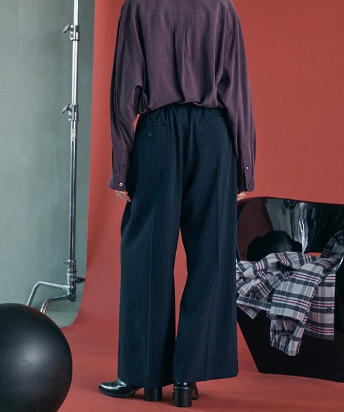 MAISON SPECIAL(メゾンスペシャル)の「《UNISEX》Frieren StripePrime-Wide Two-tuck Trousers/フリーレンストライププライムワイド2タックスラックス【MAISON SPECIAL/メゾンスペシャル】■セットアップ対応■(スラックス・メンズ・ネイビー/グレイッシュベージュ/ブラック・2/1/0)」の20枚目の写真