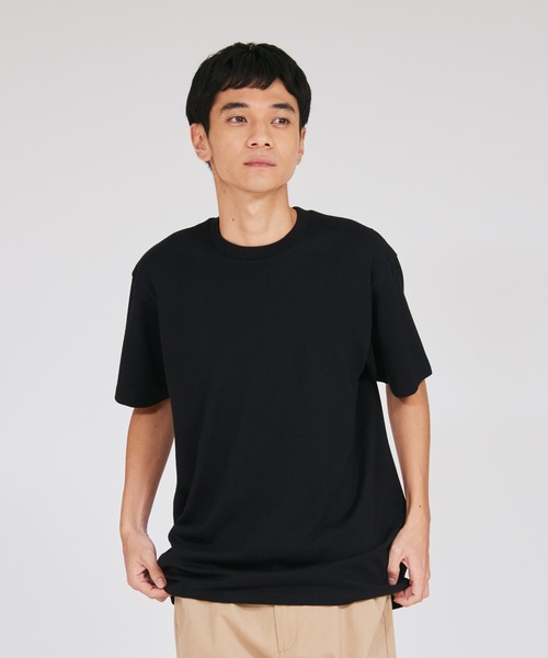 HANES(ヘインズ)の「【Hanes/ヘインズ】メンズ KURO クルーネックTシャツ(Tシャツ/カットソー・メンズ・ブラック・M/S/XL/L)」の1枚目の写真