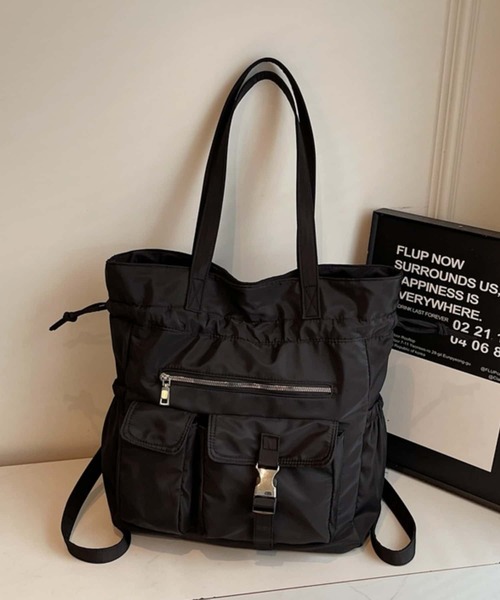LA VORAGINE(ラ ヴォラジネ)の「アウトポケット2way巾着ショルダーバッグ/バックパック/サックリュック(ショルダーバッグ・レディース・ブラック/グリーン/ブラウン・FREE)」の13枚目の写真