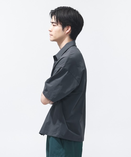 NEW BALANCE(ニューバランス)の「【別注】ニューバランス New Balance ショートスリーブメッシュニットシャツ 限定コラボ(Tシャツ/カットソー・メンズ・ダークグリーン/グレー/ブラック・S/M/L/LL)」の5枚目の写真