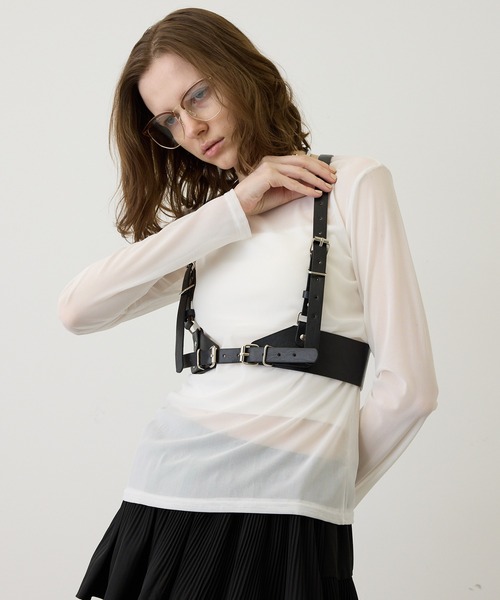 uyu.（ウユ）の「【モードなアクセント】ハーネスレイヤードベルト（ベルト・レディース・ブラック・FREE）」の4枚目の写真