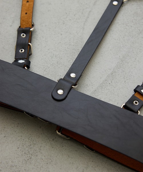 uyu.（ウユ）の「【モードなアクセント】ハーネスレイヤードベルト（ベルト・レディース・ブラック・FREE）」の10枚目の写真