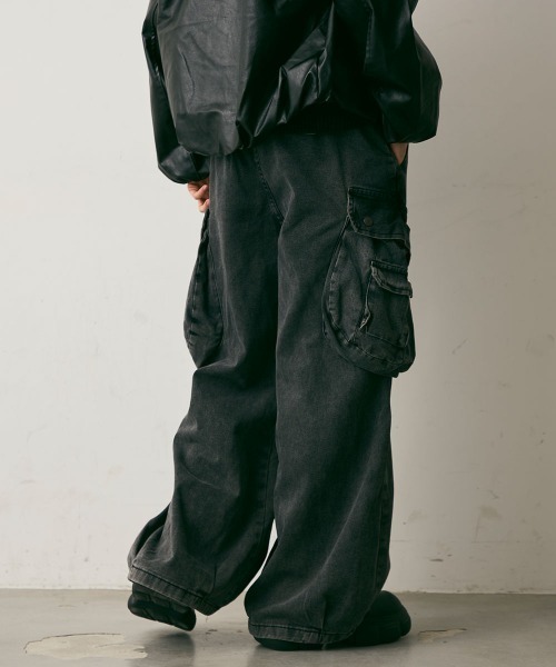 Shoowtime(ショウタイム)の「Vintage Wide Cargo Denim Pants / ビンテージワイドカーゴデニムパンツ(デニムパンツ・メンズ・ブラック系・X-LARGE/LARGE/MEDIUM)」の5枚目の写真