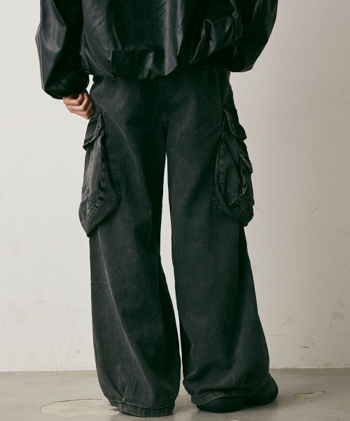 Shoowtime(ショウタイム)の「Vintage Wide Cargo Denim Pants / ビンテージワイドカーゴデニムパンツ(デニムパンツ・メンズ・ブラック系・X-LARGE/LARGE/MEDIUM)」の6枚目の写真