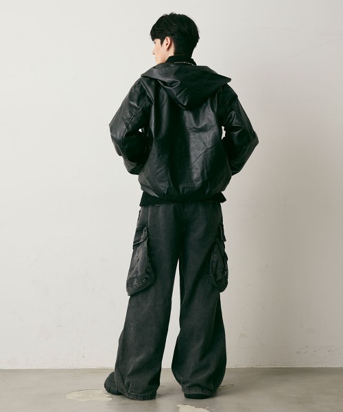 Shoowtime(ショウタイム)の「Vintage Wide Cargo Denim Pants / ビンテージワイドカーゴデニムパンツ(デニムパンツ・メンズ・ブラック系・X-LARGE/LARGE/MEDIUM)」の13枚目の写真