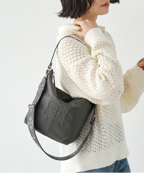 russet(ラシット)の「《WEB限定》スタンダードミニショルダーバッグ <コーデュラナイロン>(ショルダーバッグ・レディース・グレー/グレー系その他/ダークブラウン・FREE)」の1枚目の写真