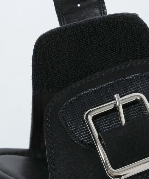 JEANASIS（ジーナシス）の「パファーボリュームサンダル/661919（サンダル・レディース・ブラック/ベージュ・LARGE/MEDIUM）」の9枚目の写真