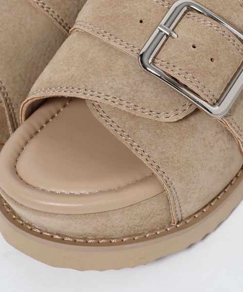 JEANASIS（ジーナシス）の「パファーボリュームサンダル/661919（サンダル・レディース・ブラック/ベージュ・LARGE/MEDIUM）」の12枚目の写真